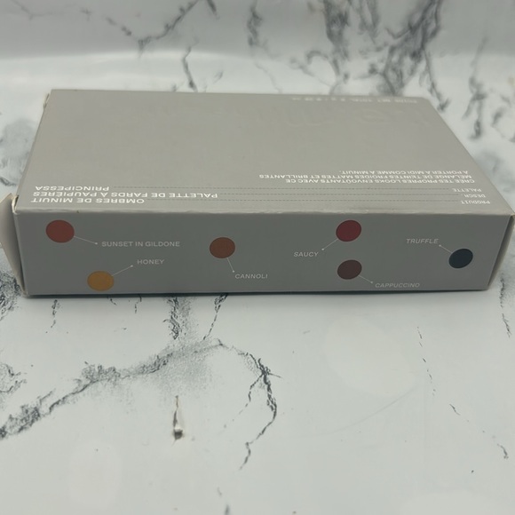 REM BEAUTY Midnight Shadows Eyeshadow Palette in Principessa - Picture 5 of 6